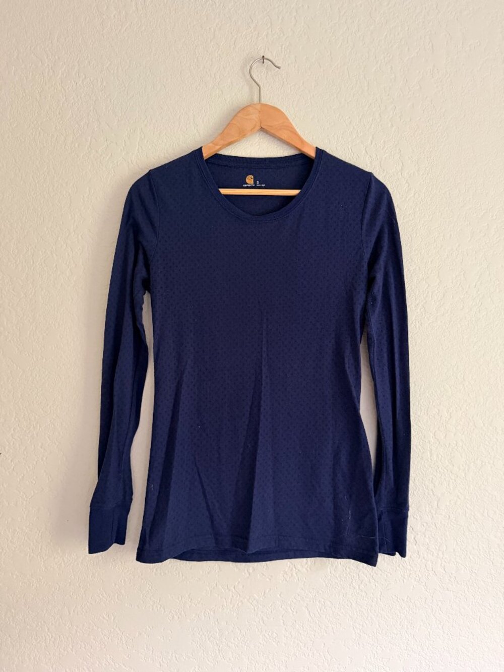 Carhart long sleeve shirt size S